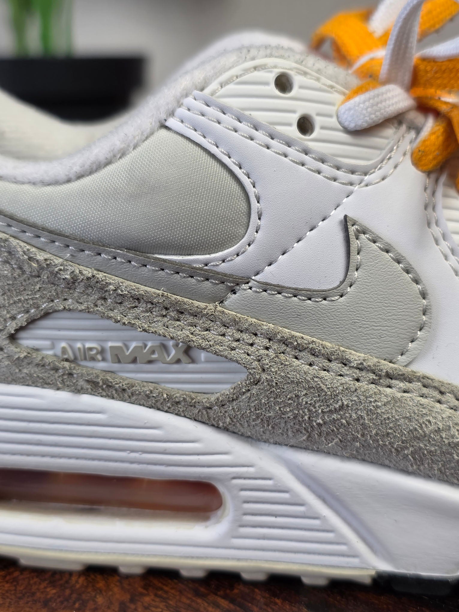 Nike Air Max 90 First Use "Light Bone" maat 37,5