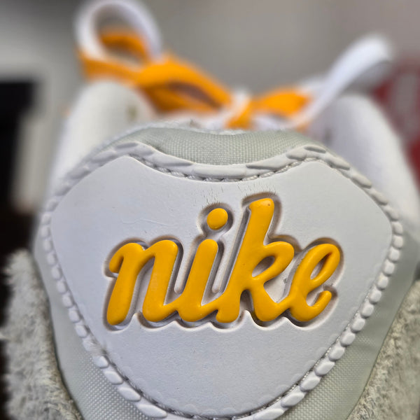 Nike Air Max 90 First Use "Light Bone" maat 37,5