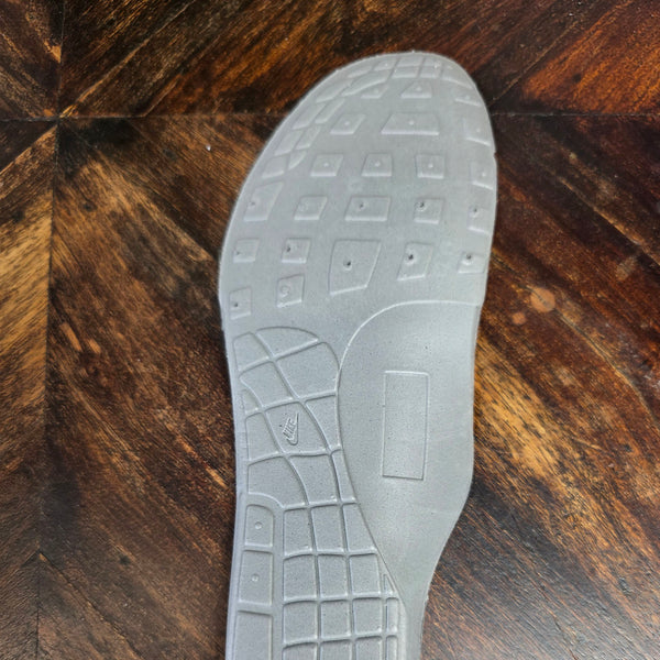 Nike Air Max 90 First Use "Light Bone" maat 37,5