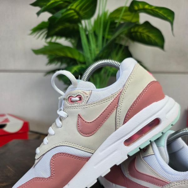 Nike Air Max 1 GS Red Stardust Guava Ice maat 38,5