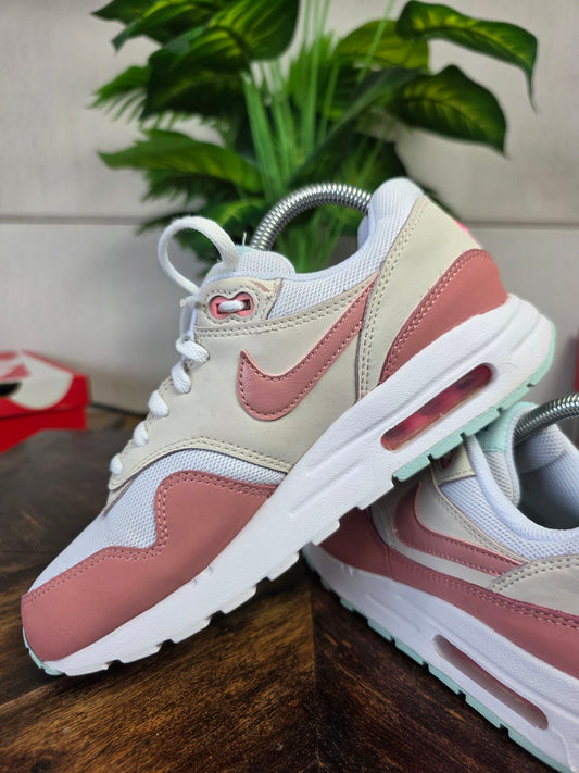 Nike Air Max 1 GS Red Stardust Guava Ice maat 38,5