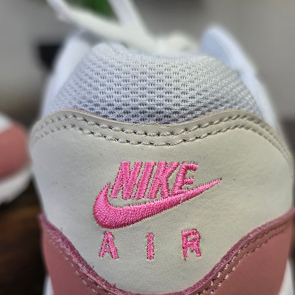 Nike Air Max 1 GS Red Stardust Guava Ice maat 38,5