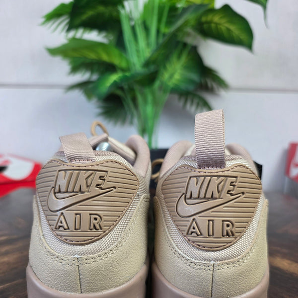 Nike Air Max 90 Surplus "Desert Camo" maat 42,5