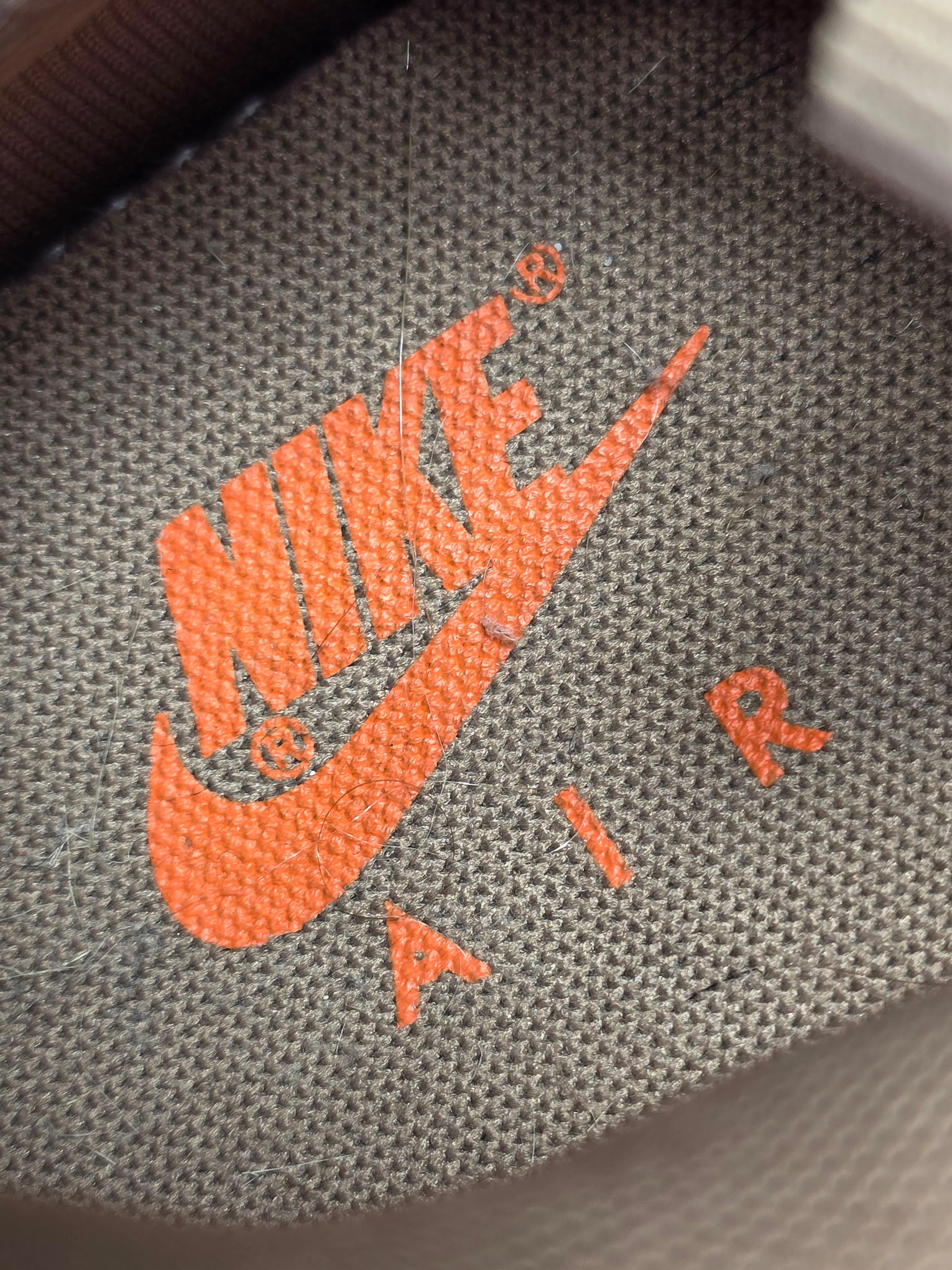 Nike Air Max 90 Surplus "Desert Camo" maat 42,5