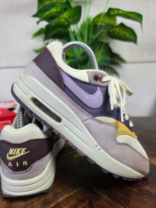 Nike Air Max 1 '87 Wmns "Hydrangeas" maat 37,5