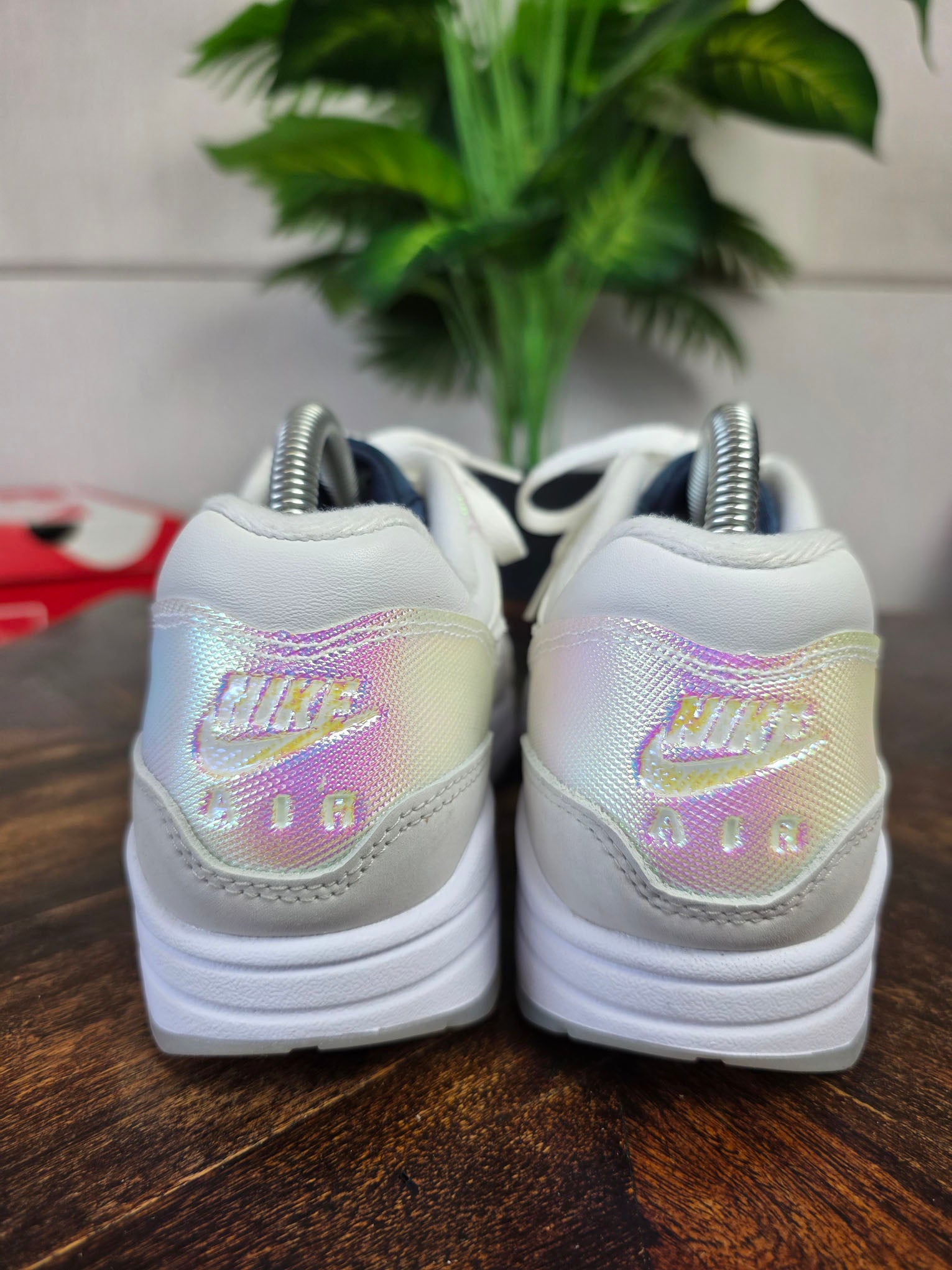 Nike Air Max 1 La Ville Lumière maat 40,5