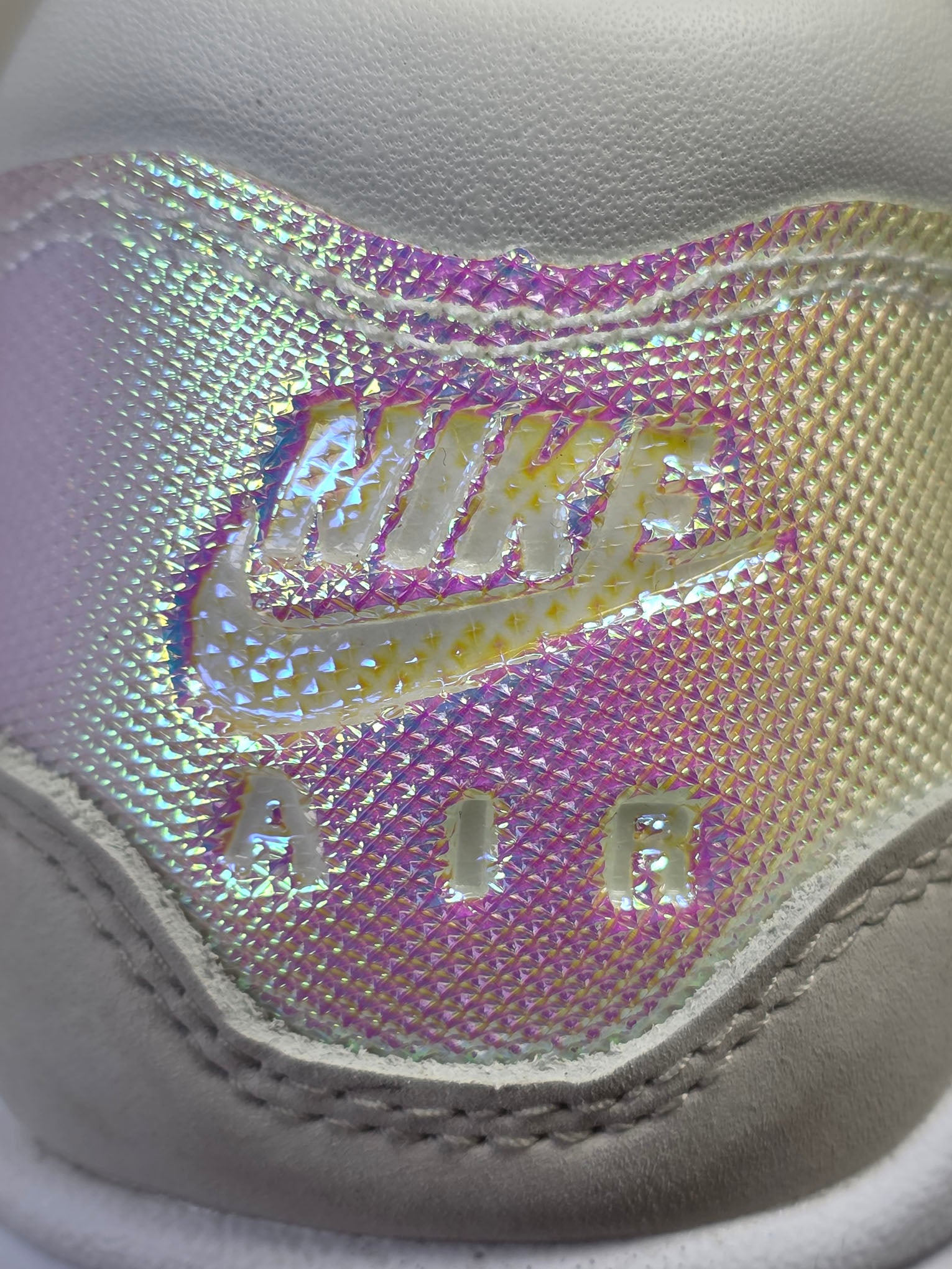 Nike Air Max 1 La Ville Lumière maat 40,5