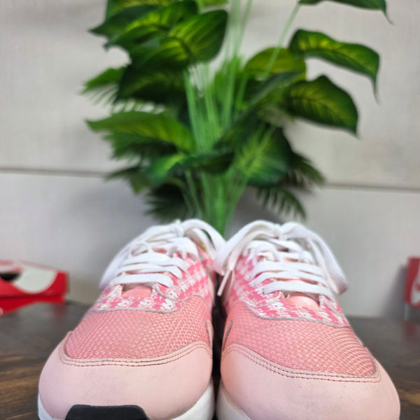 Nike Air Max 1 Strawberry Lemonade maat 40,5