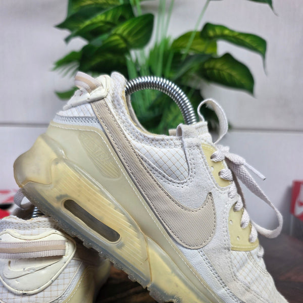 Nike Air Max 90 Terrascape Light Bone maat 39