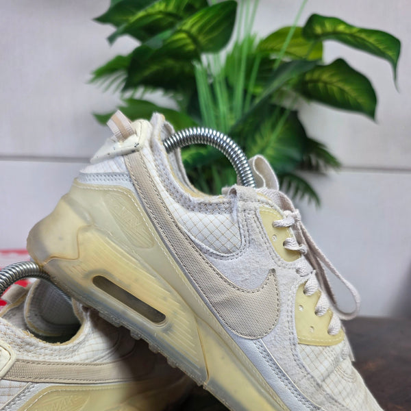 Nike Air Max 90 Terrascape Light Bone maat 39