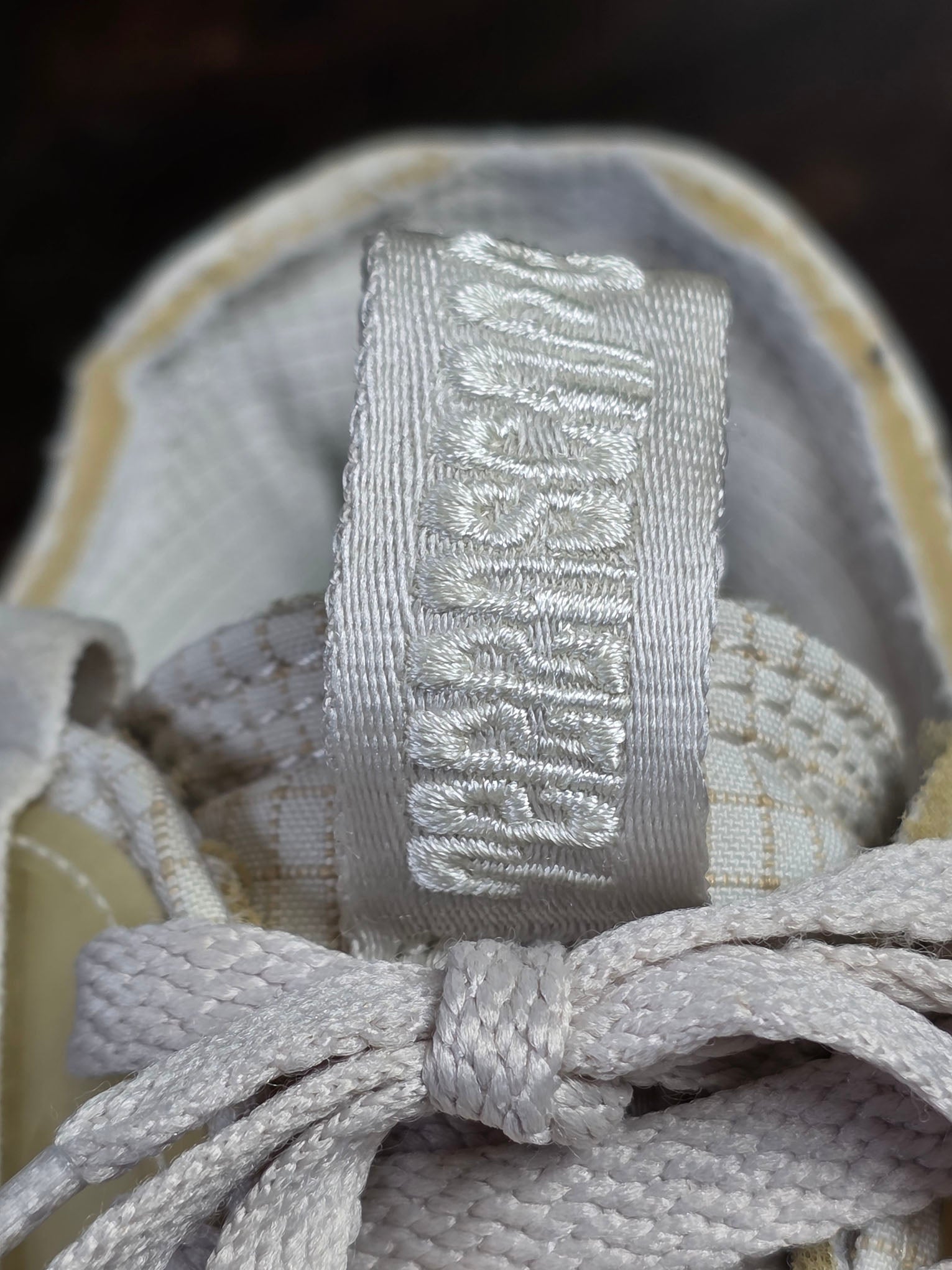 Nike Air Max 90 Terrascape Light Bone maat 39