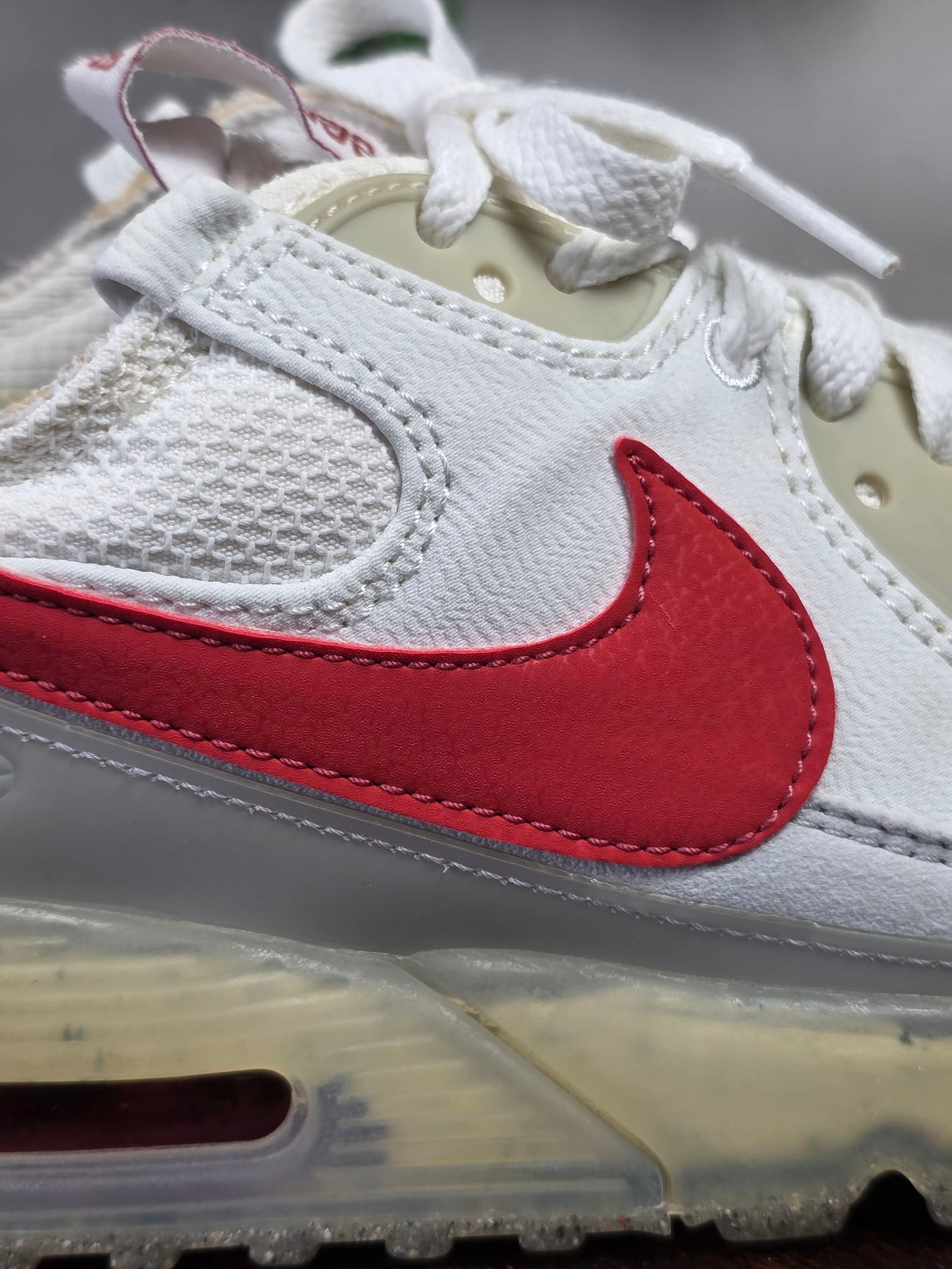 Nike Air Max 90 Terrascape White Red Clay maat 42