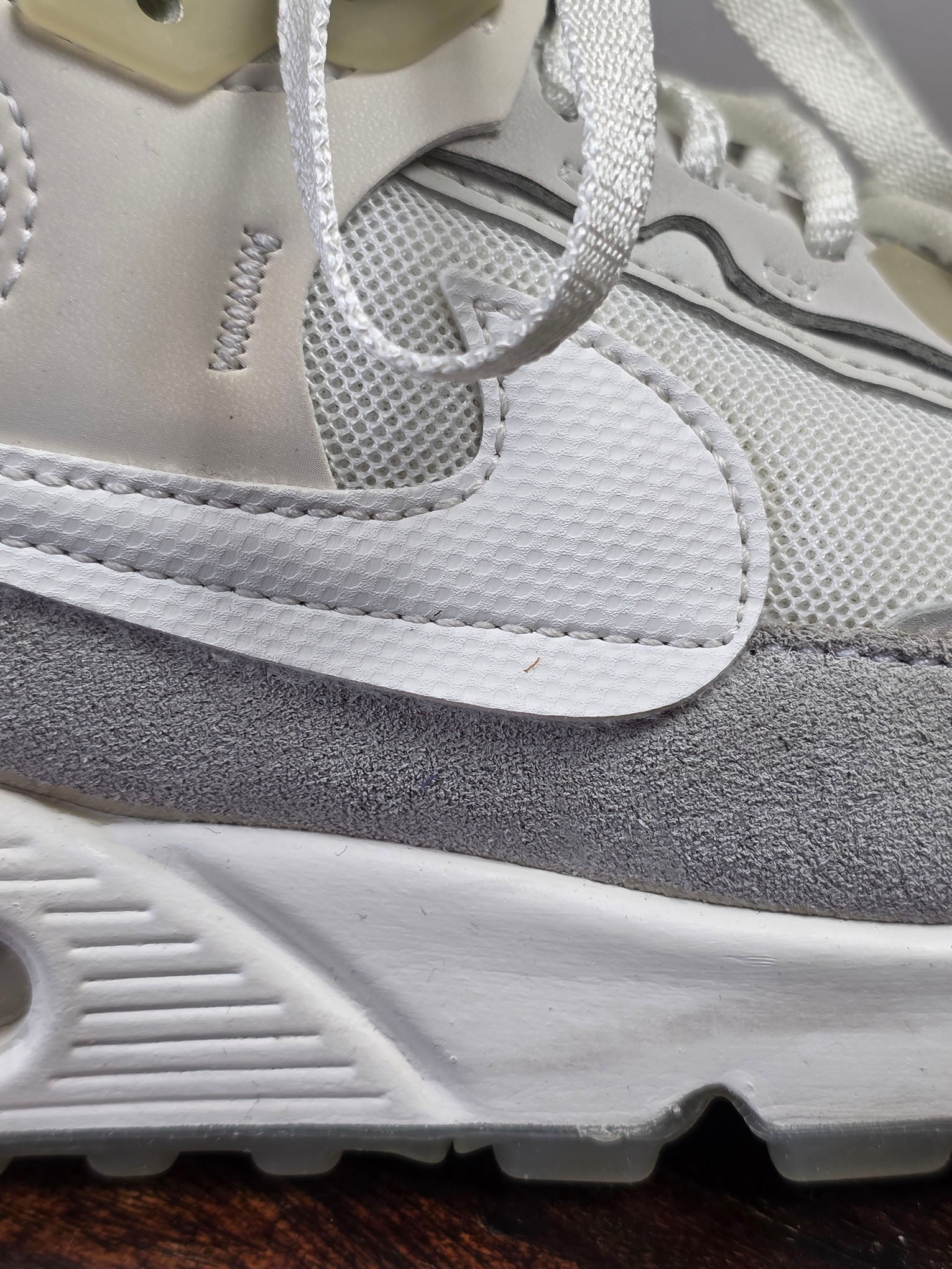 Nike Air Max 90 Futura WMNS "Summit White" maat 40