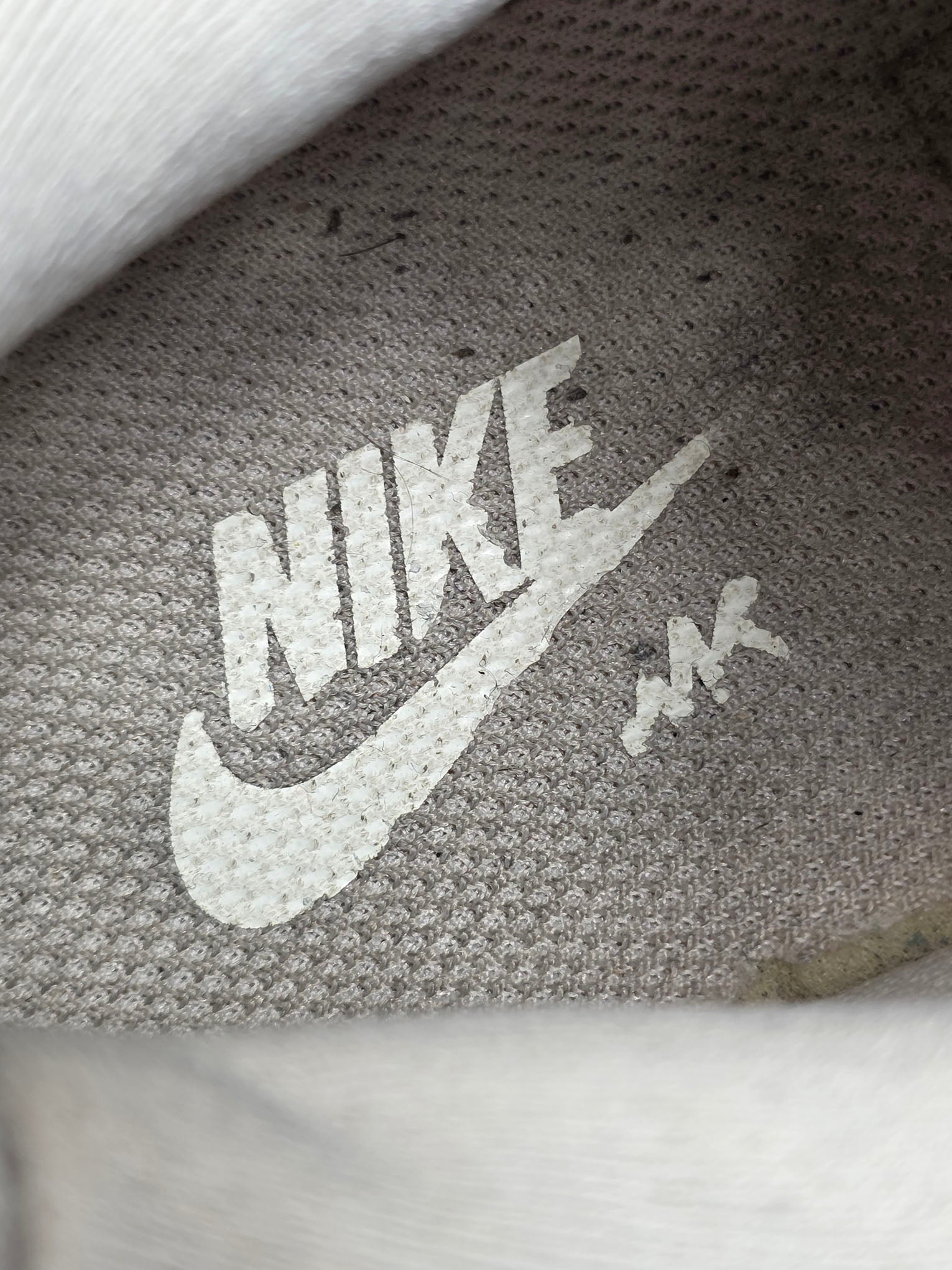 Nike Air Max 90 Futura WMNS "Summit White" maat 40