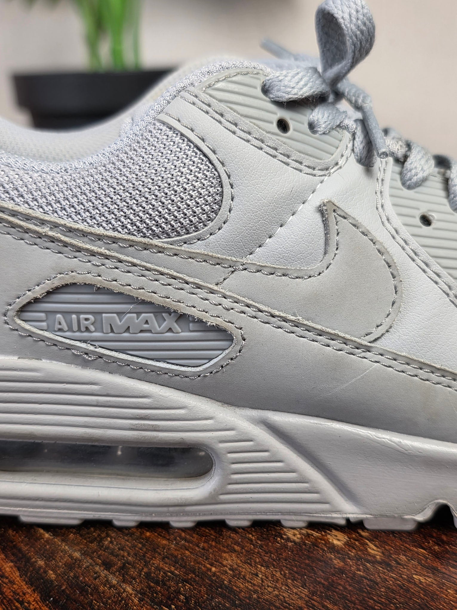 Nike Air Max 90 Wolf Grey maat 42