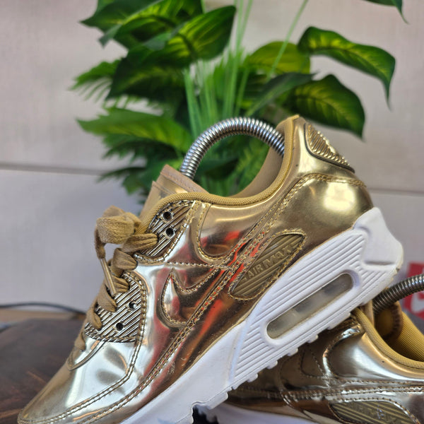 Nike Air Max 90 Metallic Gold maat 38
