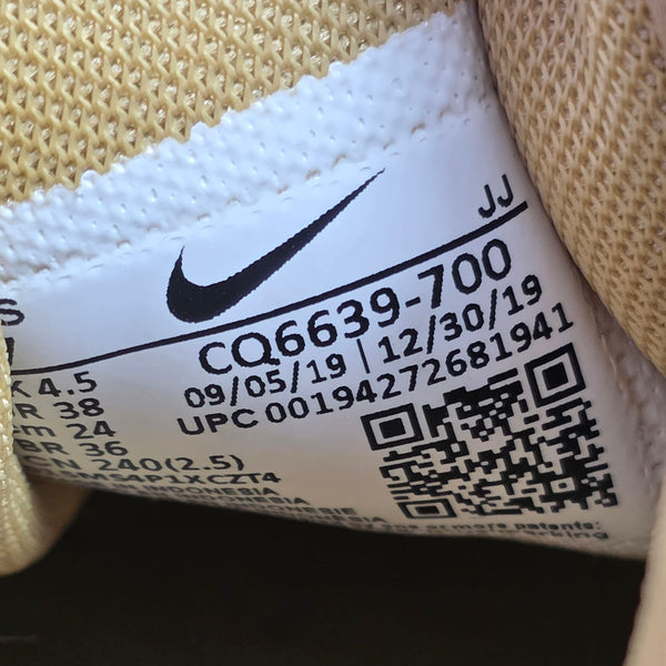 Nike Air Max 90 Metallic Gold maat 38