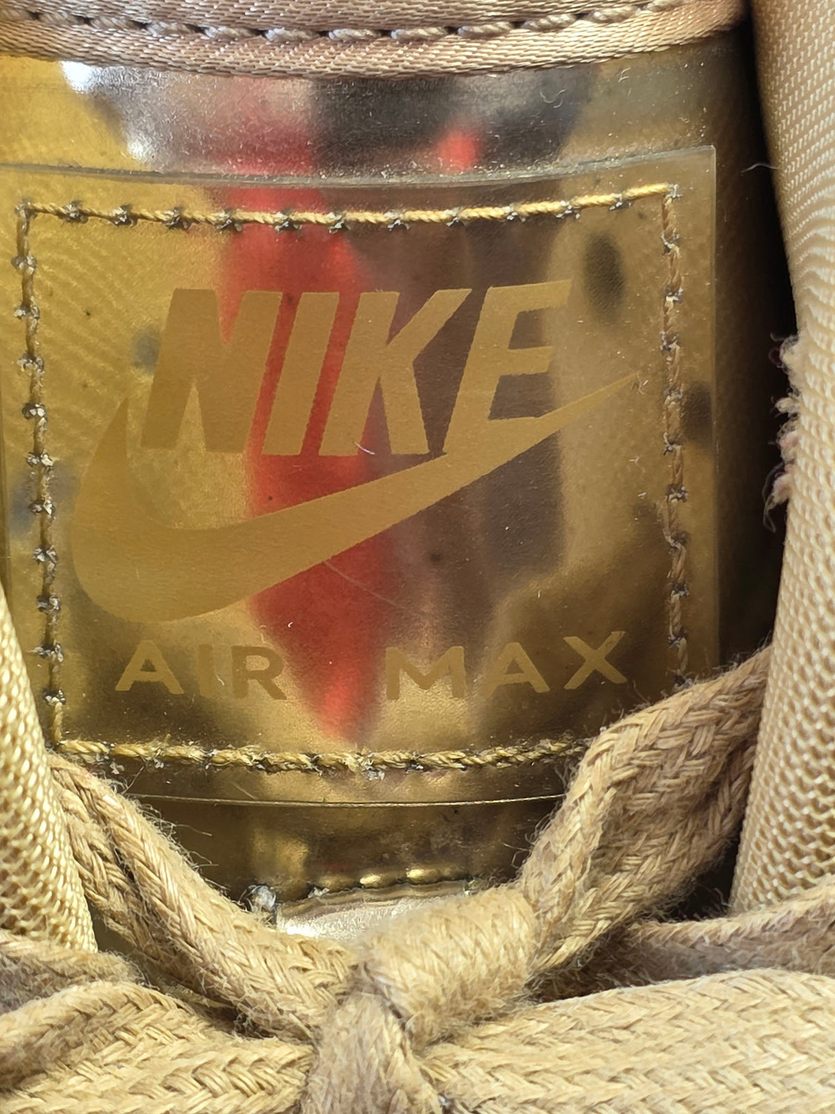 Nike Air Max 90 Metallic Gold maat 38