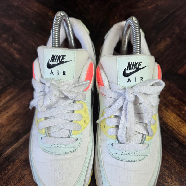 Nike Air Max 90 White Barely Green Bright Mango maat 36,5
