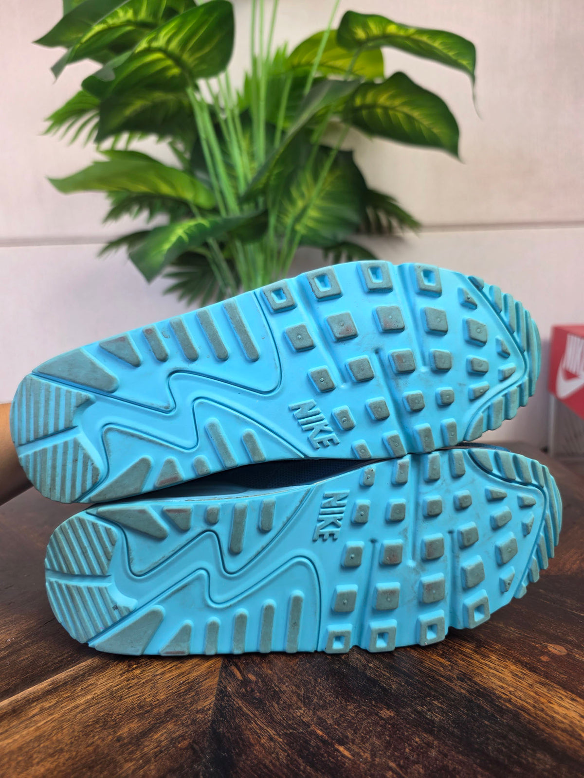 Nike Air Max 90 Light Blue Lacquer maat 38,5