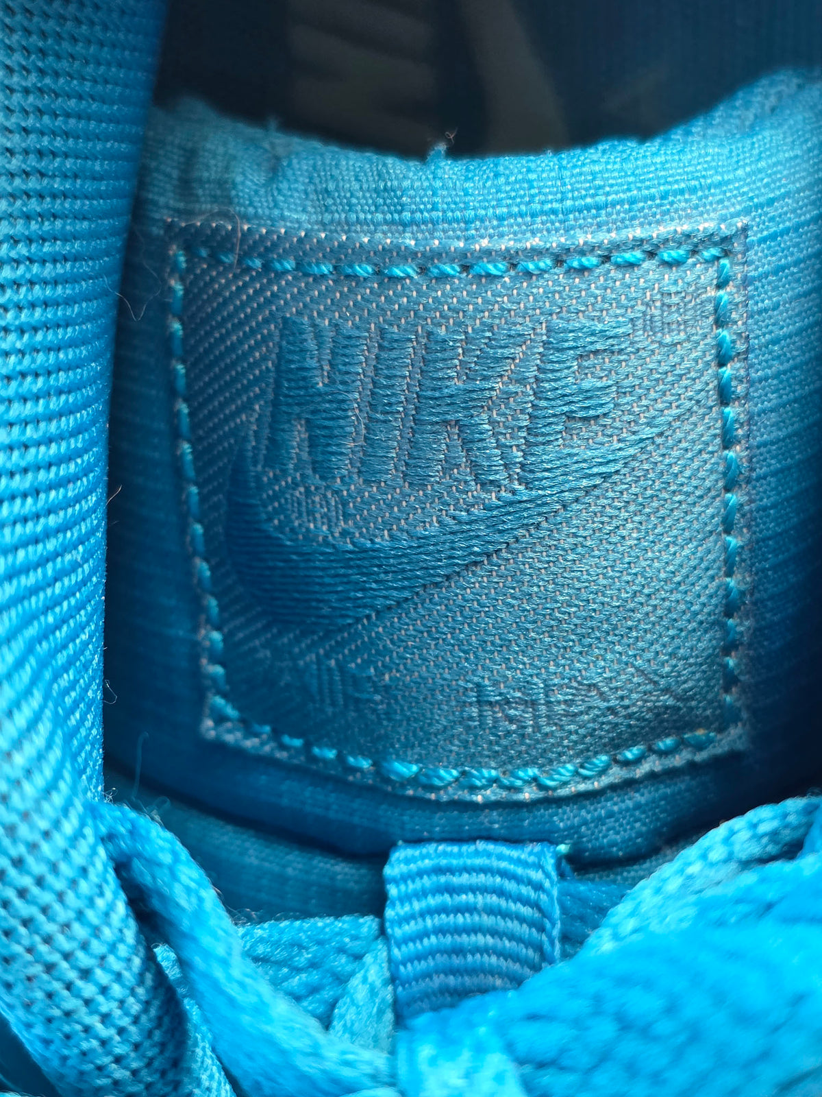 Nike Air Max 90 Light Blue Lacquer maat 38,5