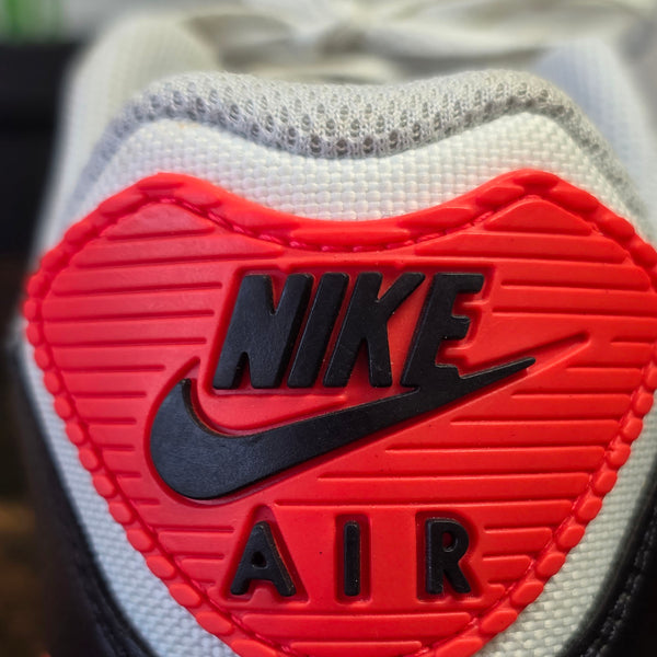 Nike Air Max 90 Gore-Tex Infrared maat 42