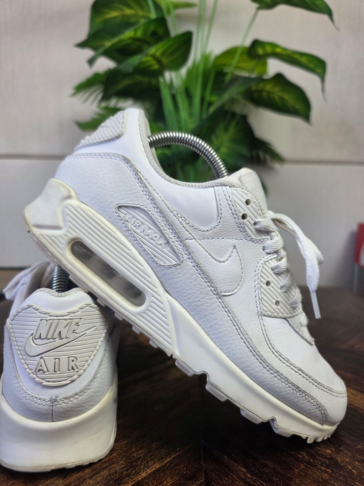 Nike Air Max 90 Triple White Leater | maat 40,5