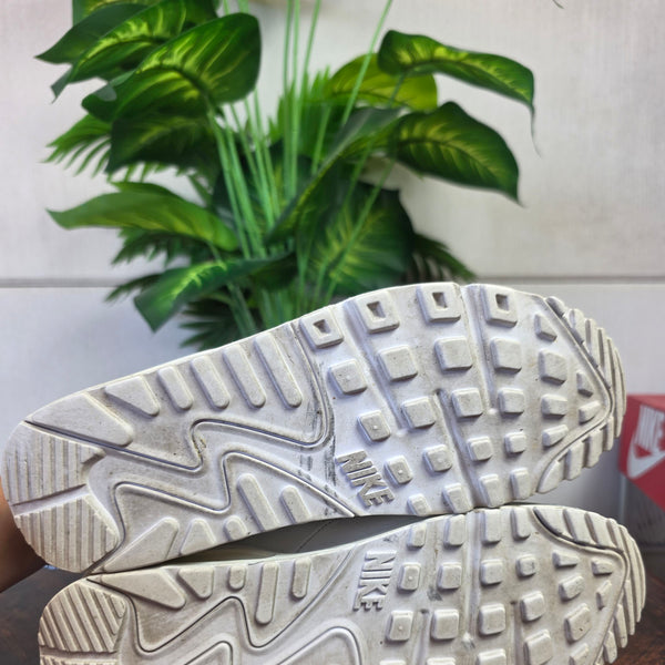 Nike Air Max 90 Triple White Leater | maat 40,5