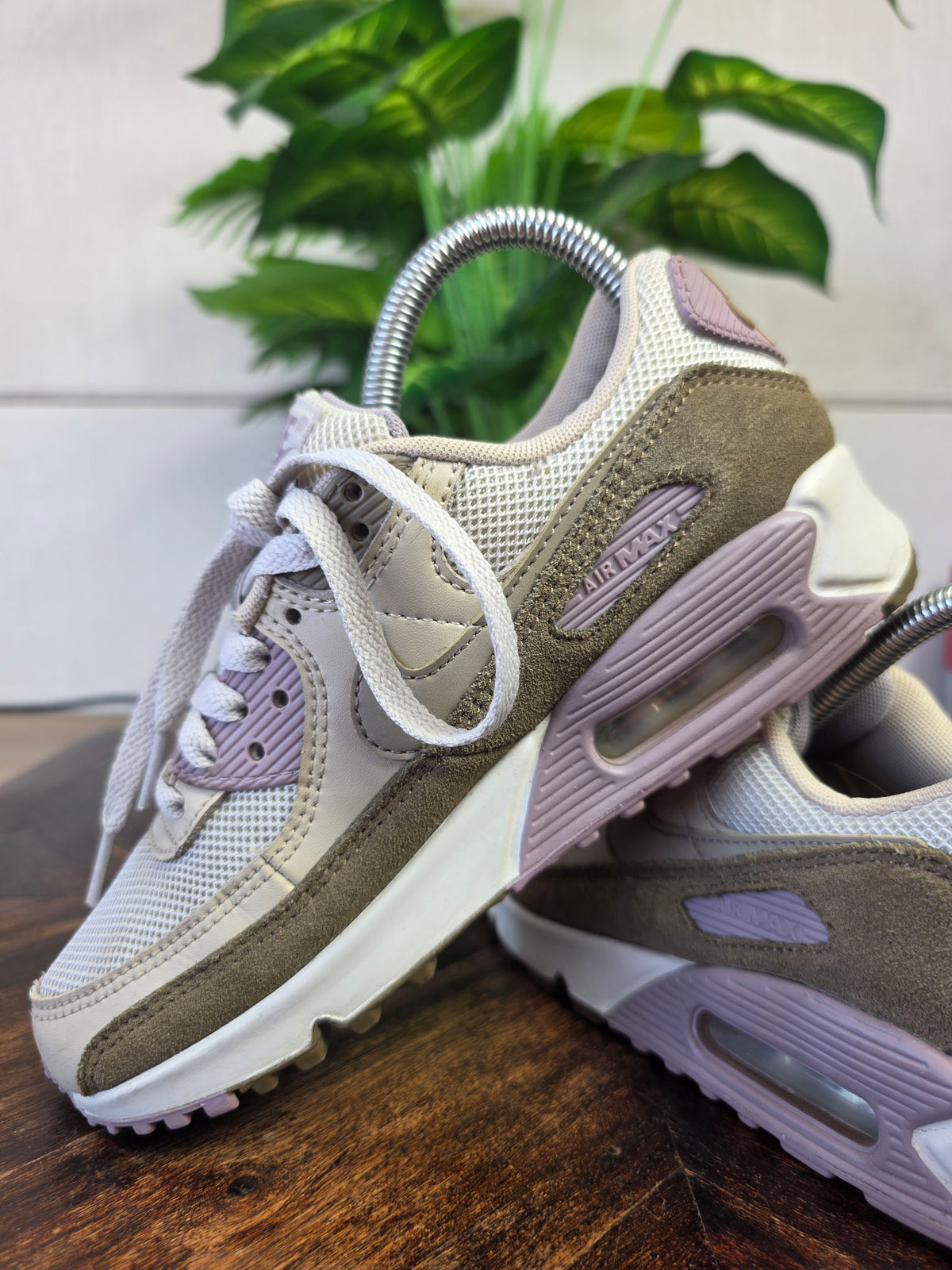 Nike Air Max 90 "Sail Tan Pink" maat 36,5