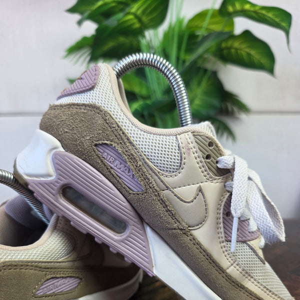 Nike Air Max 90 "Sail Tan Pink" maat 36,5