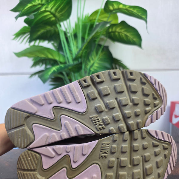 Nike Air Max 90 "Sail Tan Pink" maat 36,5