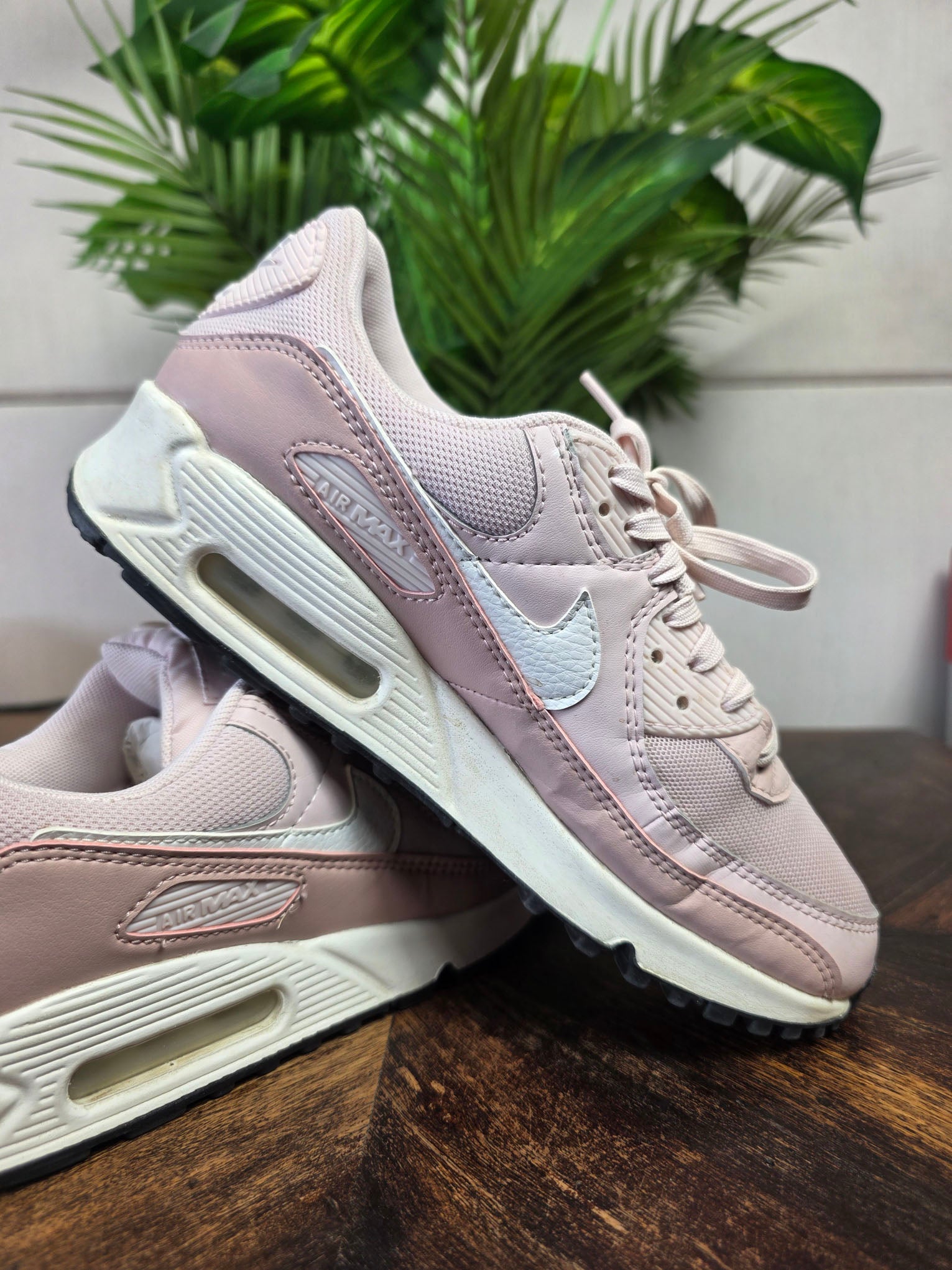 Nike Air Max 90 Barely Rose maat 39