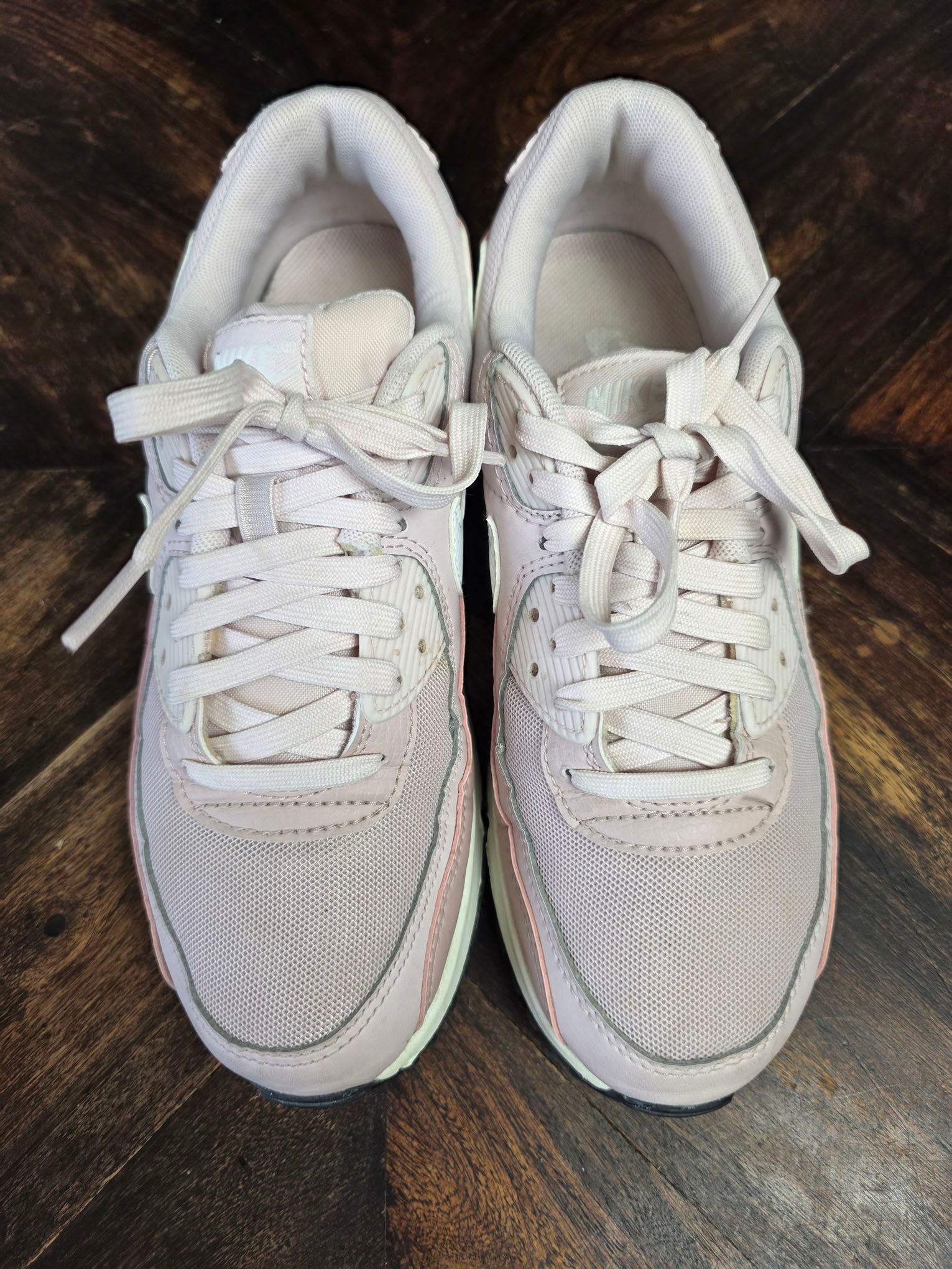 Nike Air Max 90 Barely Rose maat 39
