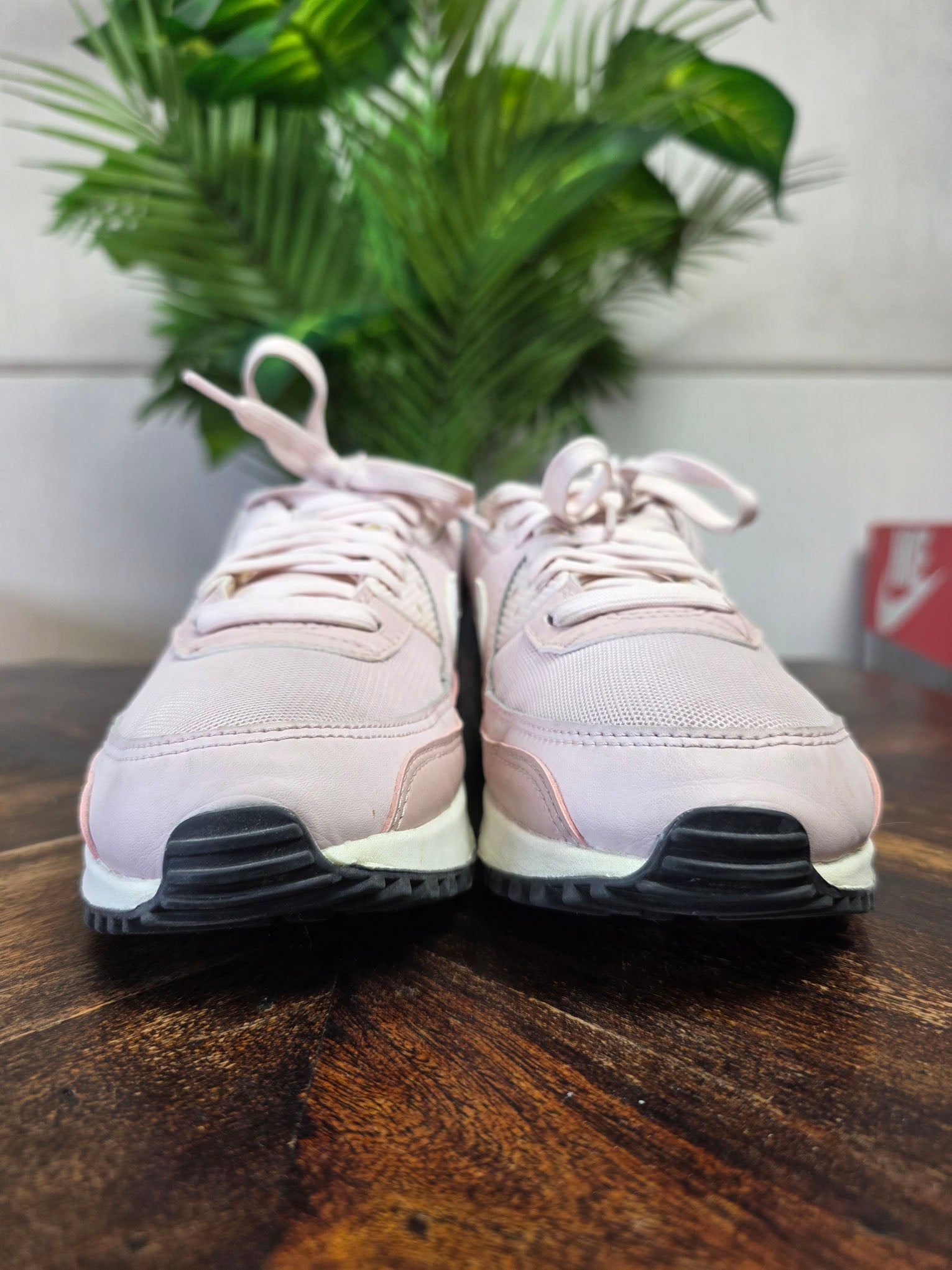 Nike Air Max 90 Barely Rose maat 39