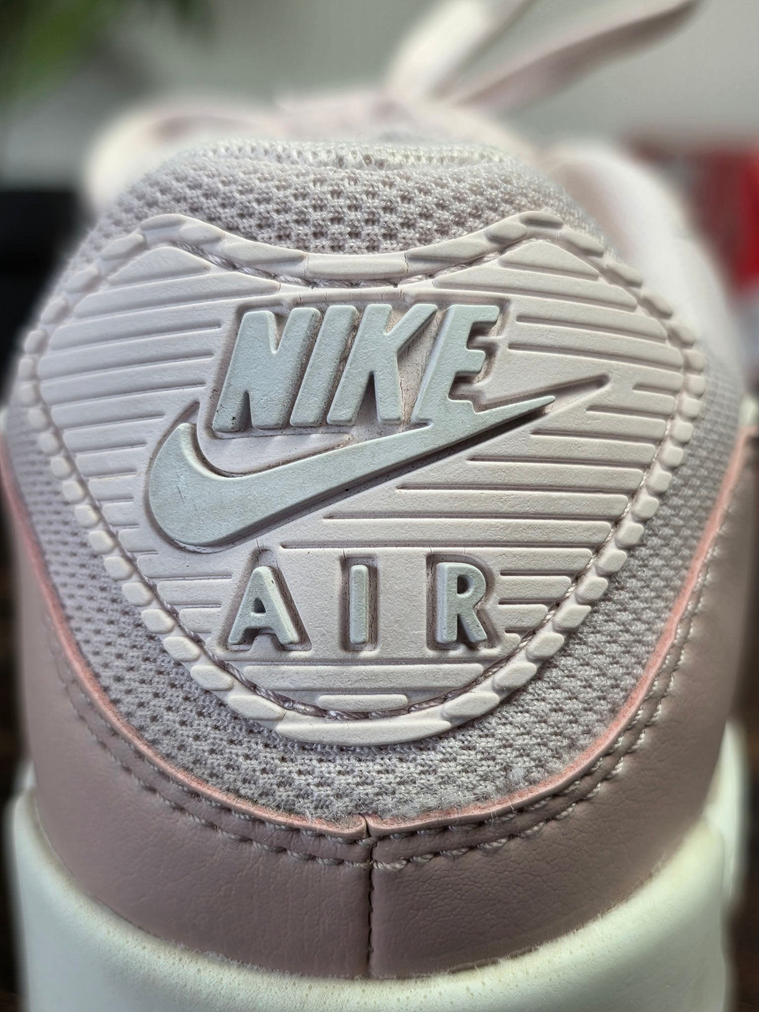 Nike Air Max 90 Barely Rose maat 39