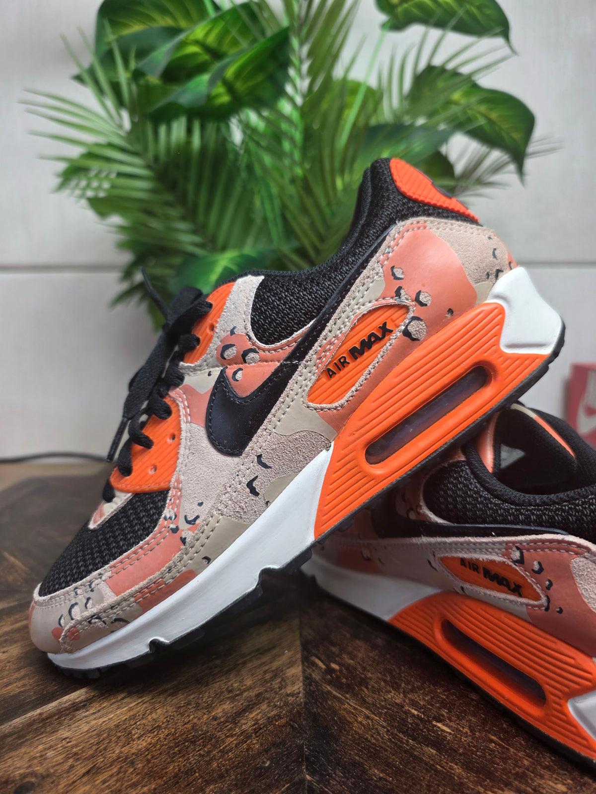 Nike Air Max 90 Camo Orange maat 42,5