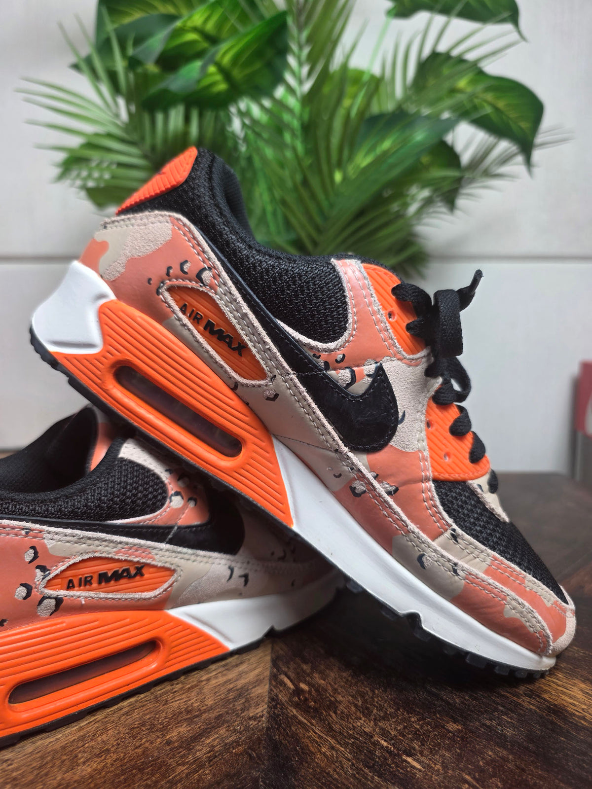 Nike Air Max 90 Camo Orange maat 42,5