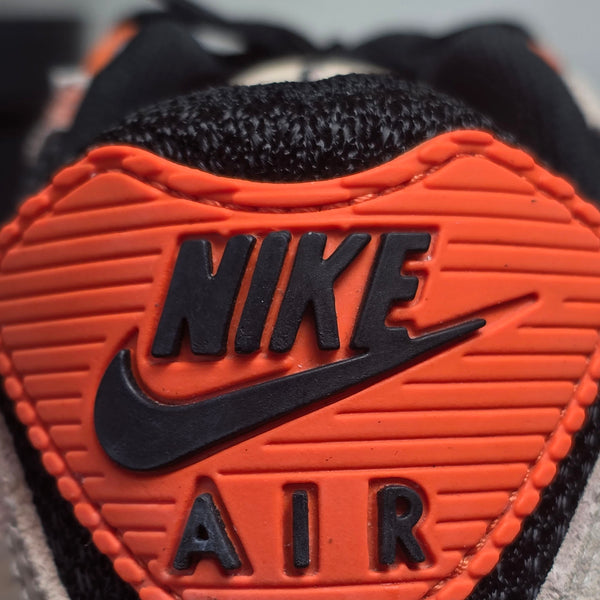 Nike Air Max 90 Camo Orange maat 42,5