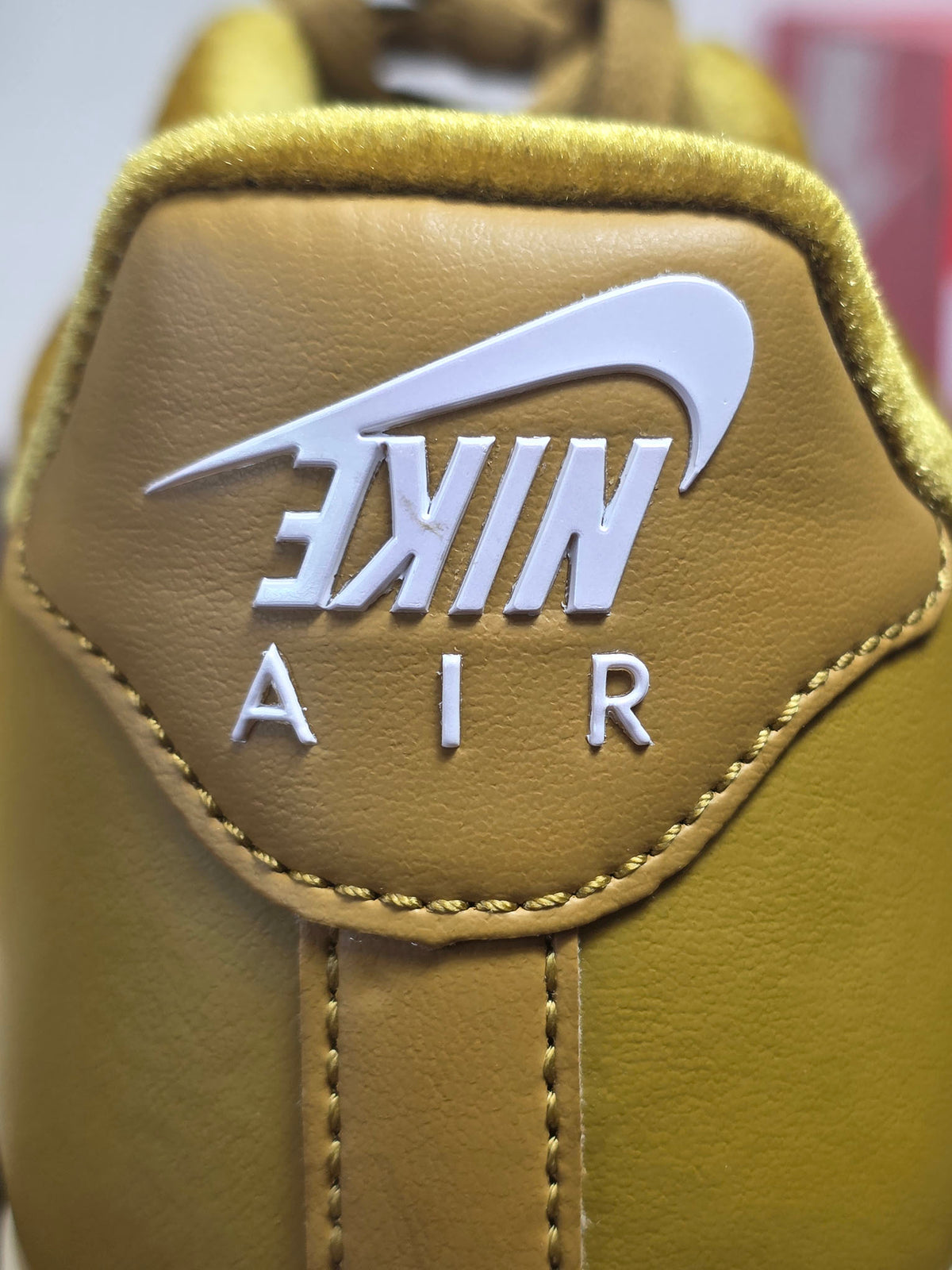 Nike Air Force 1 Jewel 'Just Do It Bronzine' maat 40