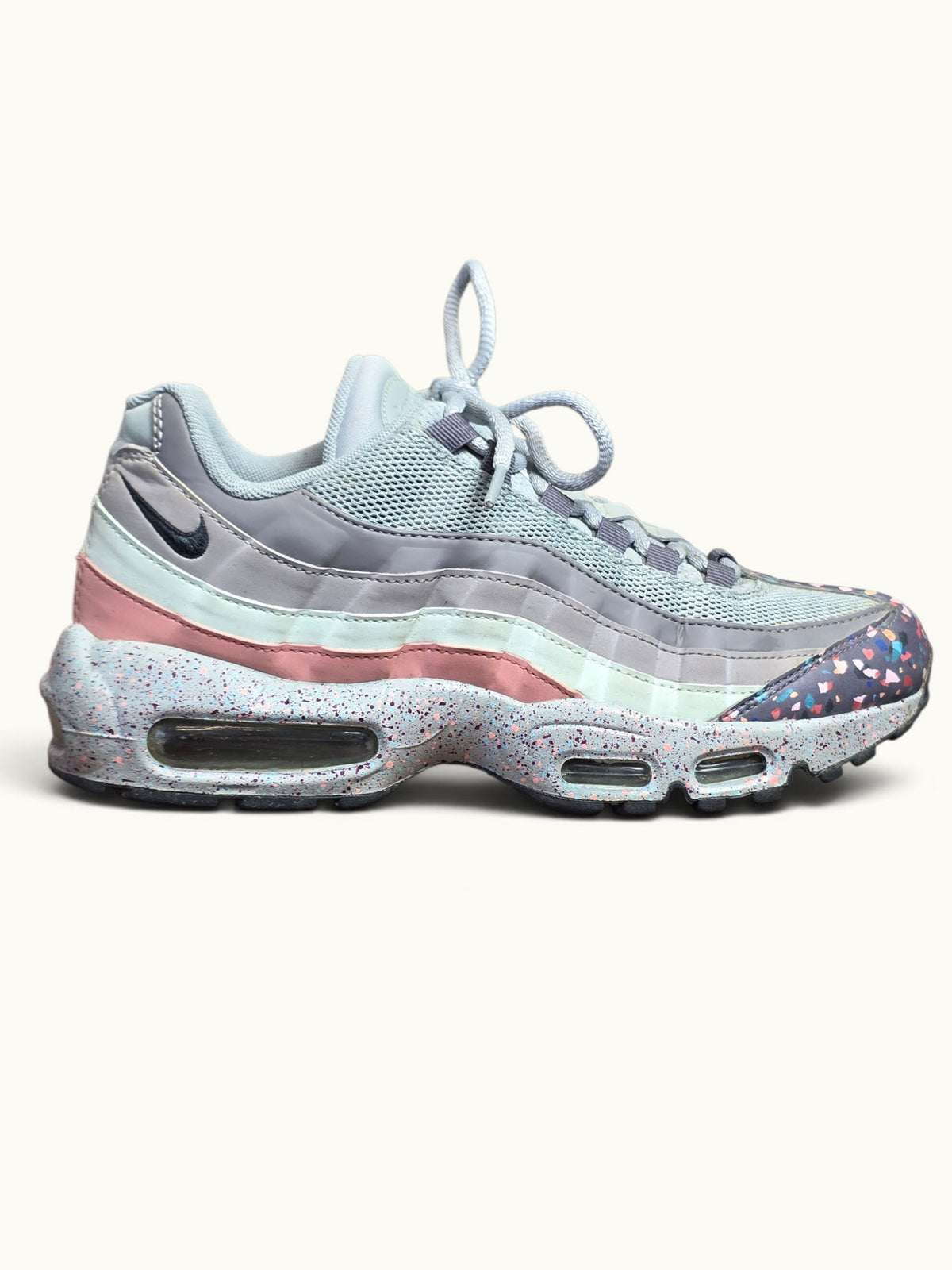 Nike Air Max 95 Confetti maat 41