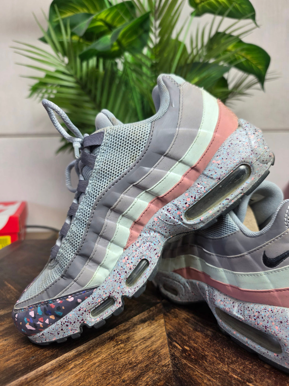 Nike Air Max 95 Confetti maat 41