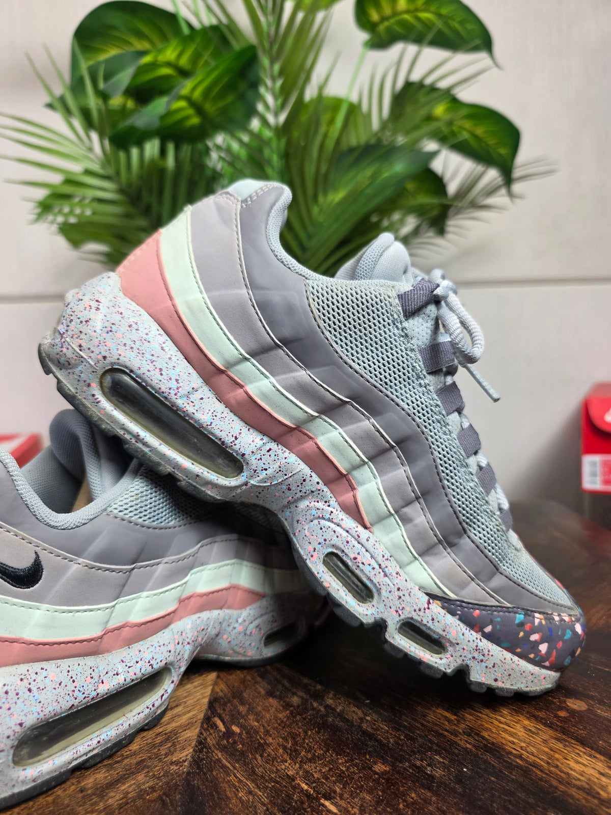 Nike Air Max 95 Confetti maat 41