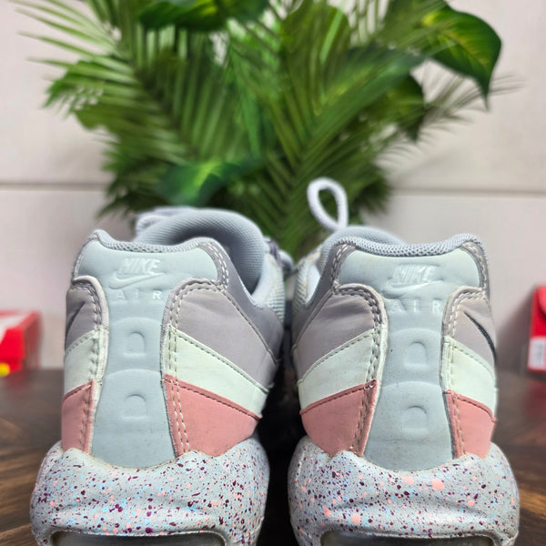 Nike Air Max 95 Confetti maat 41