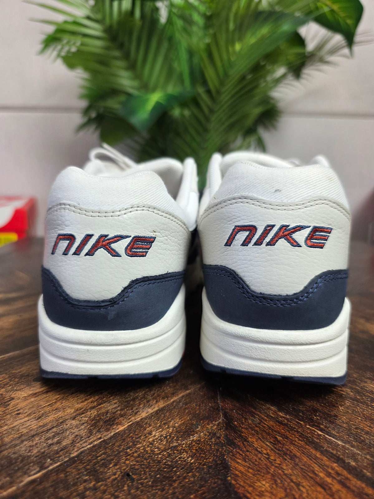 Nike Air Max 1 Rugged Obsidian | maat 44,5