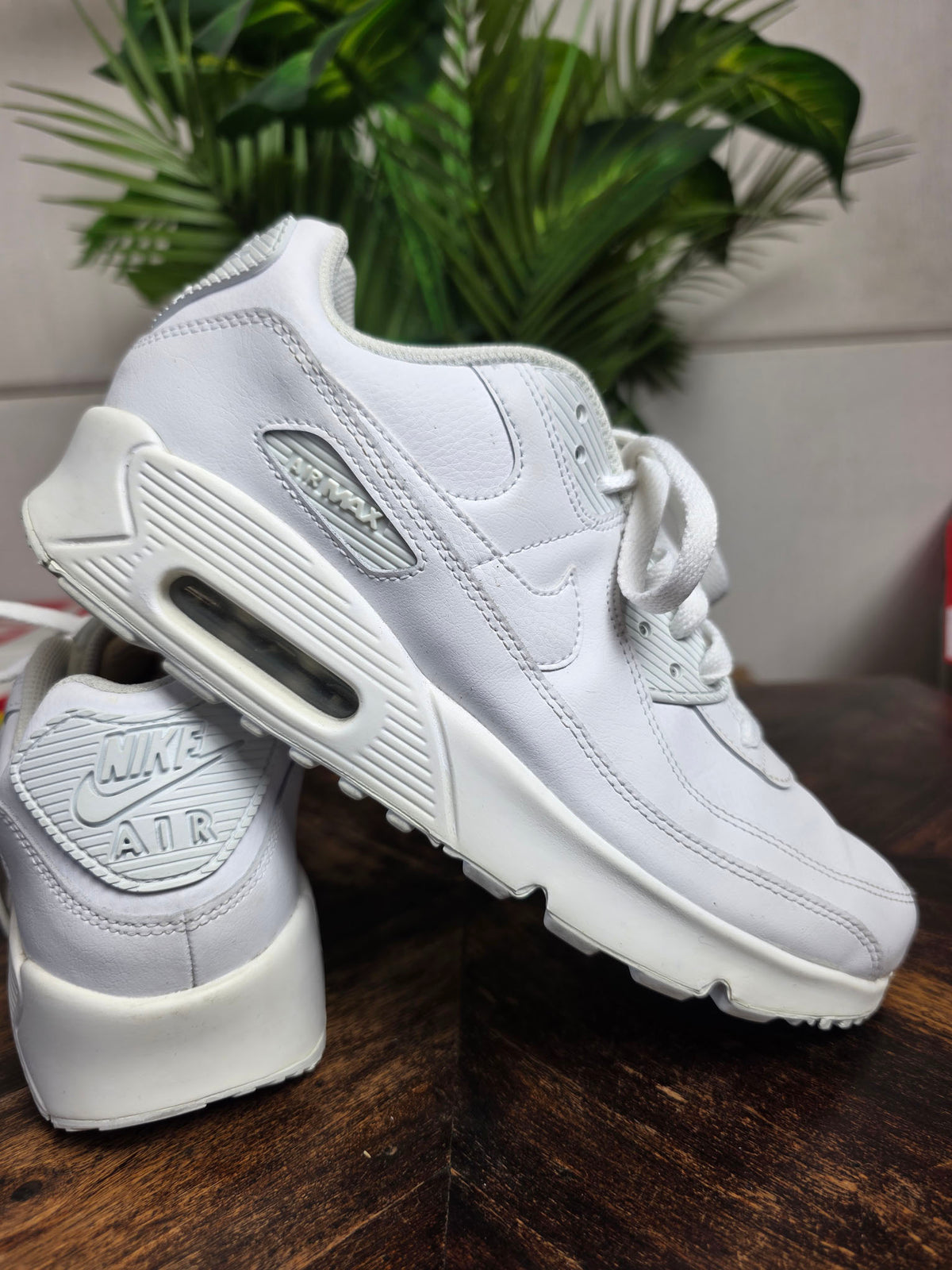 Nike Air Max 90 Triple White LTR maat 40