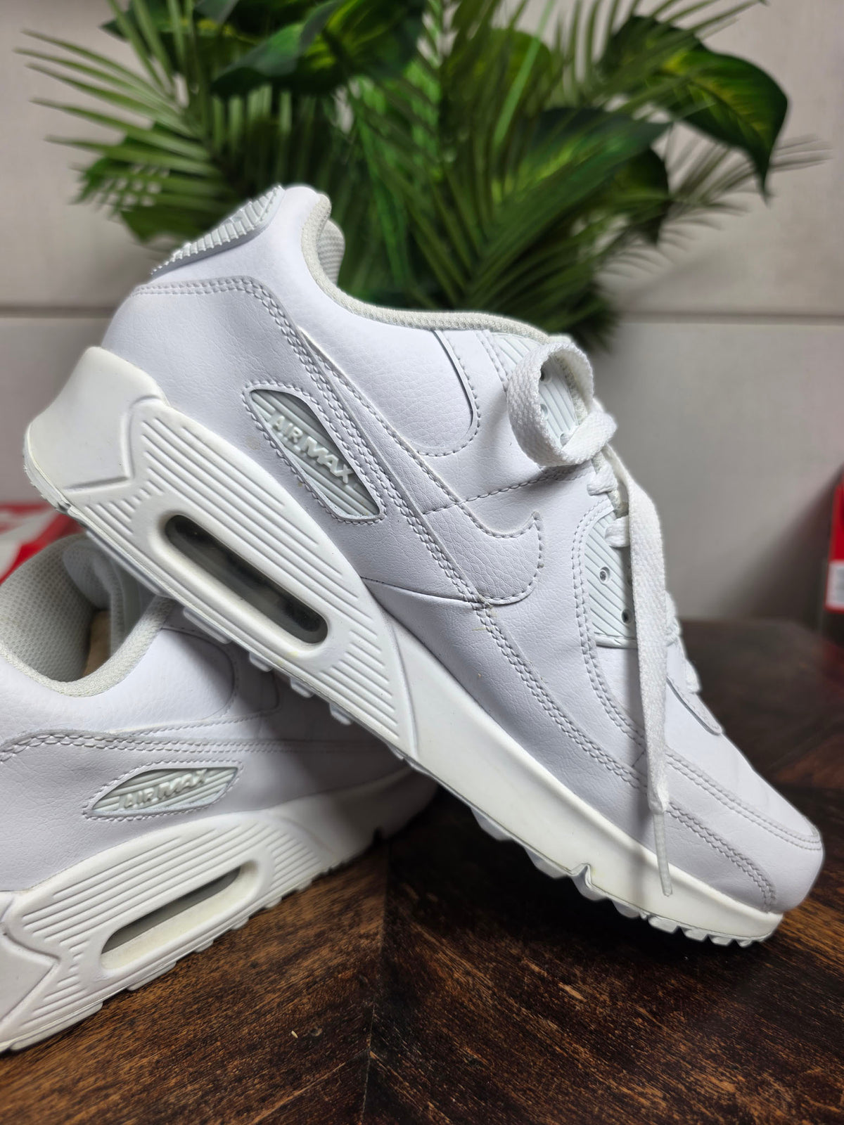 Nike Air Max 90 Triple White LTR maat 40