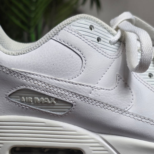 Nike Air Max 90 Triple White LTR maat 40