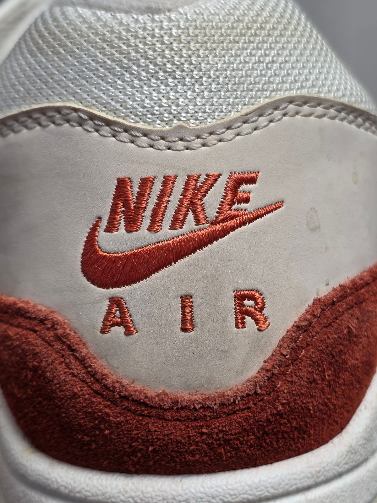 Nike Air Max 1 Mars Stone | maat 43