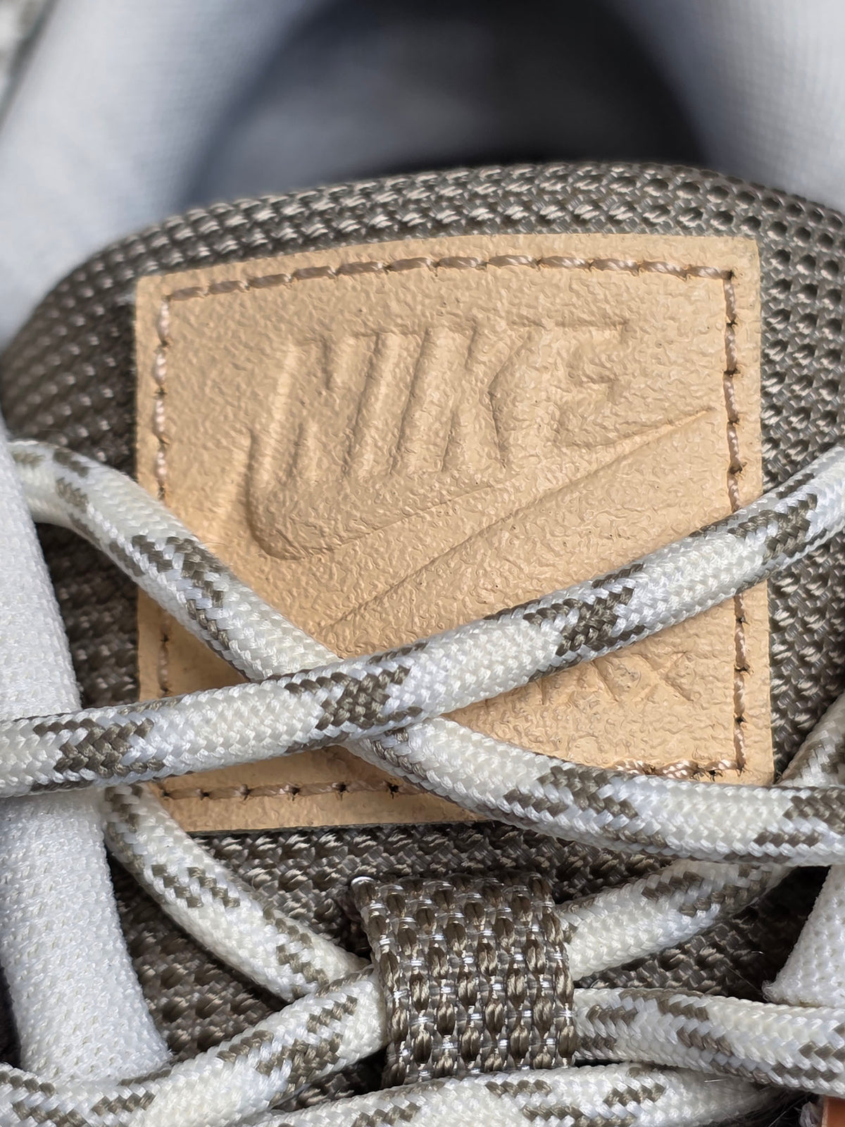 Nike Air Max 90 SE "Baroque Brown" Lace Toggle | maat 40