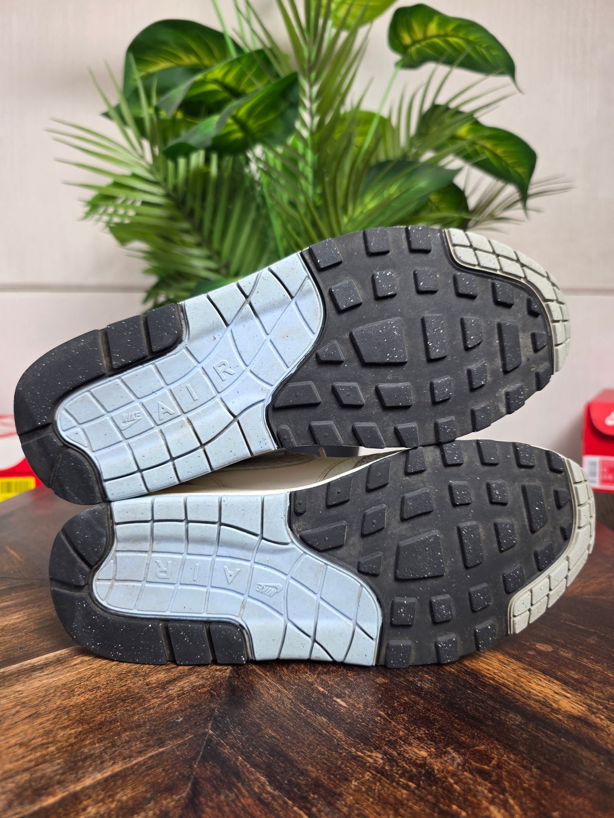 Nike Air Max 1 SFR "Summit White" | maat 43